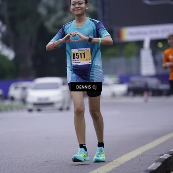 Runner Photo 8915941