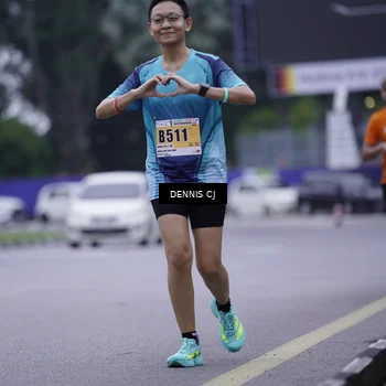 Runner Photo 8915945