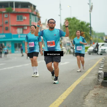 Runner Photo 8915990