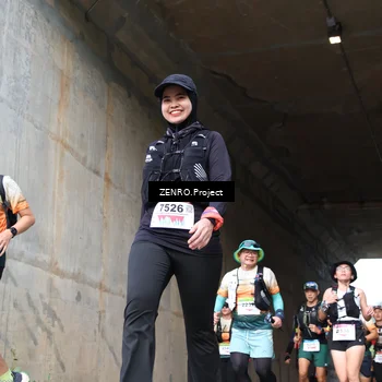 Runner Photo 8916007