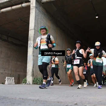 Runner Photo 8916041