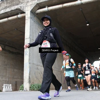 Runner Photo 8916049