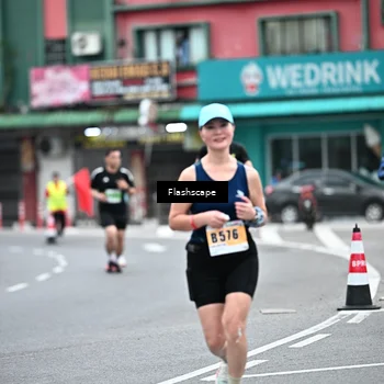 Runner Photo 8916058