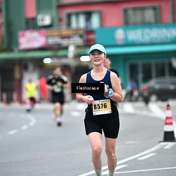 Runner Photo 8916062