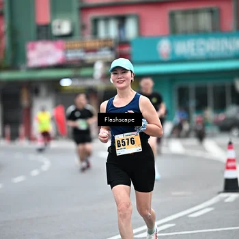Runner Photo 8916100
