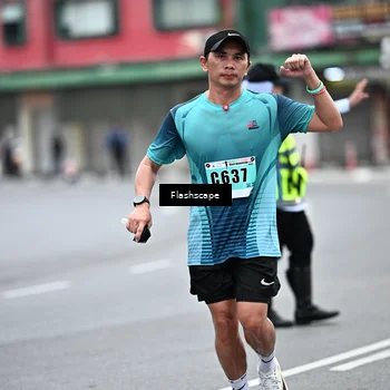 Runner Photo 8916105