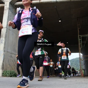 Runner Photo 8916113