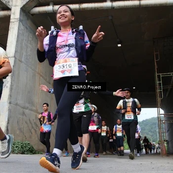 Runner Photo 8916115