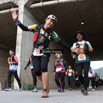 Runner Photo 8916136