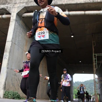 Runner Photo 8916149
