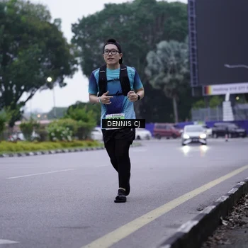 Runner Photo 8916165