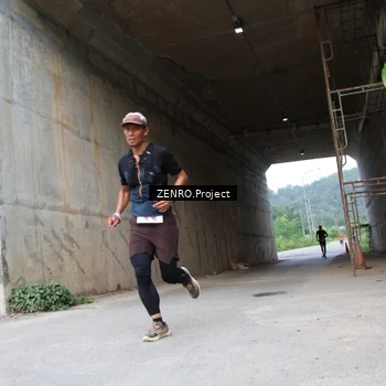 Runner Photo 8916187