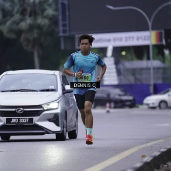 Runner Photo 8916225