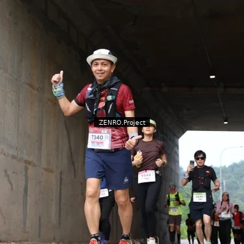 Runner Photo 8916272
