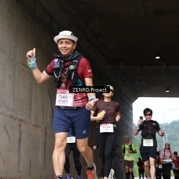 Runner Photo 8916302