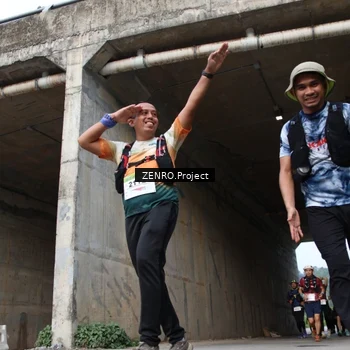 Runner Photo 8916313