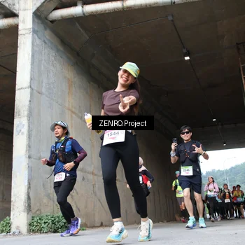 Runner Photo 8916332