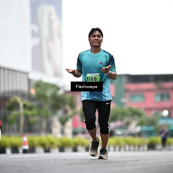 Runner Photo 8916363