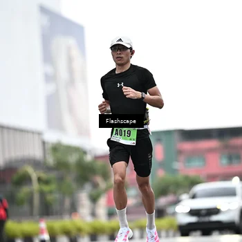 Runner Photo 8916396