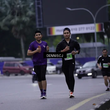 Runner Photo 8916422