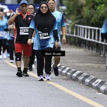Runner Photo 8916425