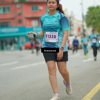 Runner Photo 8916432