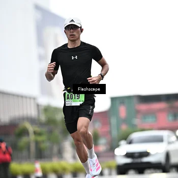 Runner Photo 8916436