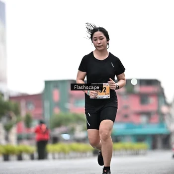 Runner Photo 8916443