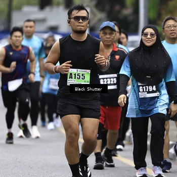 Runner Photo 8916499