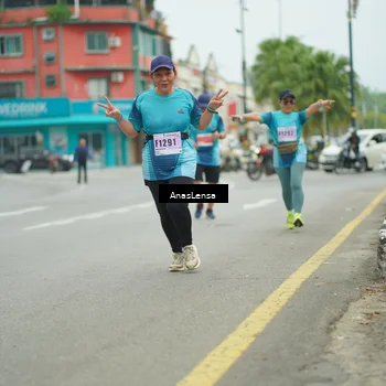 Runner Photo 8916524