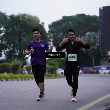 Runner Photo 8916545