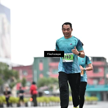Runner Photo 8916582