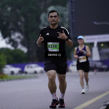 Runner Photo 8916586