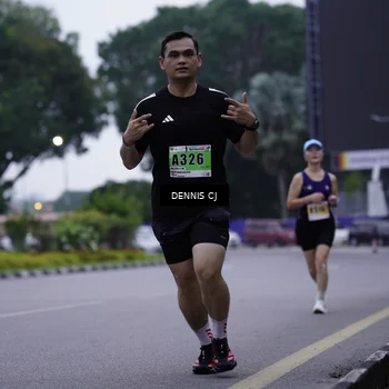 Runner Photo 8916618