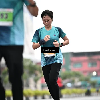 Runner Photo 8916621
