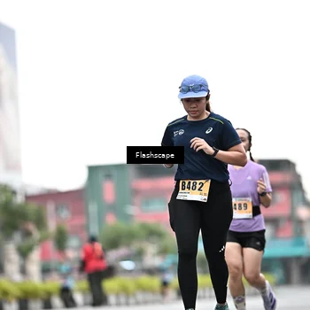 Runner Photo 8916642