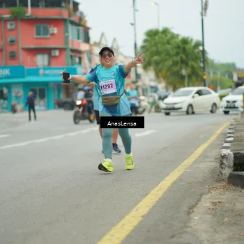 Runner Photo 8916661