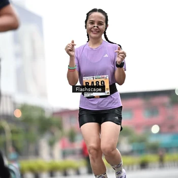 Runner Photo 8916680