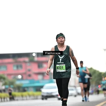 Runner Photo 8916695