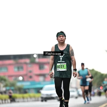Runner Photo 8916712