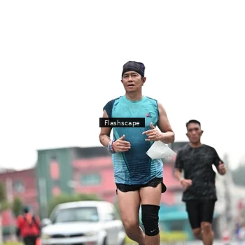 Runner Photo 8916730