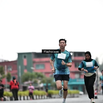 Runner Photo 8916754