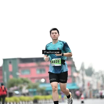 Runner Photo 8916757