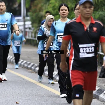 Runner Photo 8916763