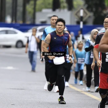 Runner Photo 8916765