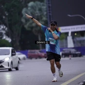 Runner Photo 8916768