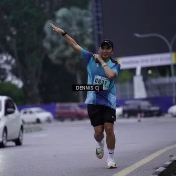 Runner Photo 8916774