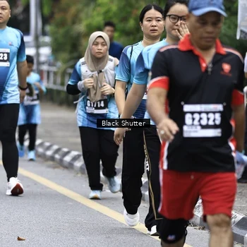 Runner Photo 8916778