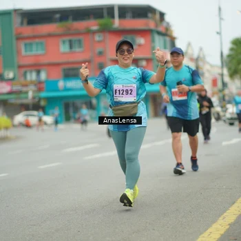 Runner Photo 8916791
