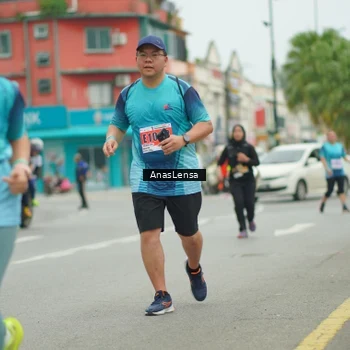 Runner Photo 8916794
